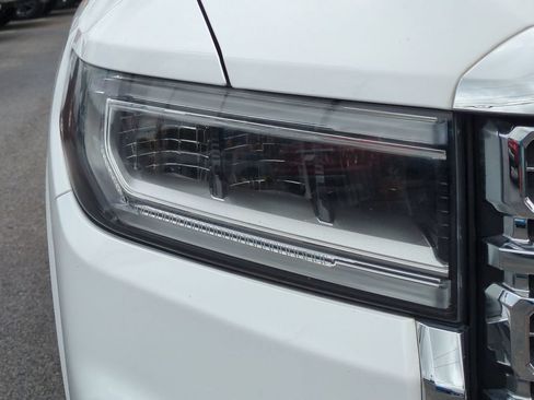 Used 2023 GMC Acadia Denali AWD/4WD image 11