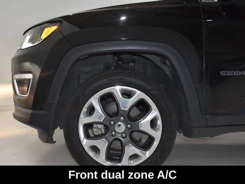 Used 2018 Jeep Compass Limited w/ Navigation Group AWD/4WD image 9