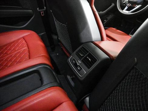 Used 2023 Audi S5 Premium Plus w/ Premium Plus image 18