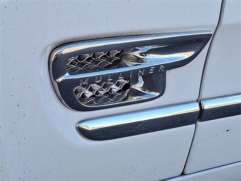 Used 2014 Bentley Mulsanne image 36