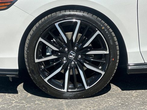 Used 2025 Honda Accord Touring image 30