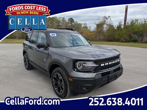 Certified 2025 Ford Bronco Sport Outer Banks w/ Outer Banks Tech Package+ AWD/4WD image 1