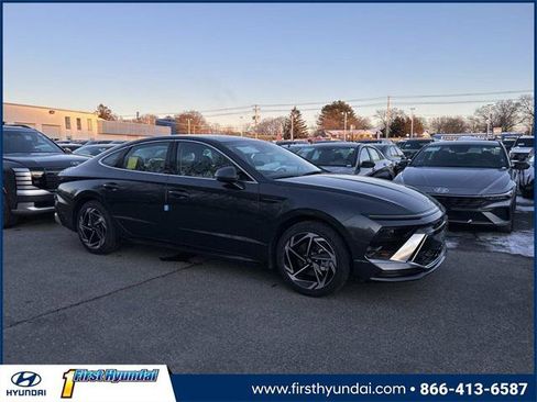 New 2026 Hyundai Sonata SEL image 1
