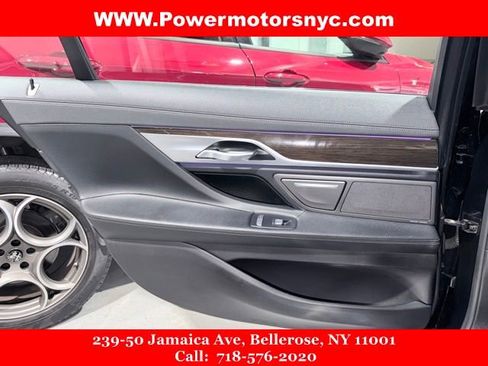 Used 2021 BMW 740i 740i image 46