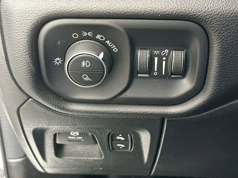 Used 2023 RAM 1500 Laramie image 25