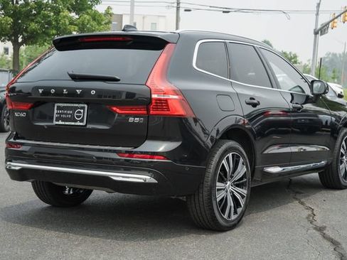 Certified 2023 Volvo XC60 B5 Plus w/ Climate Package AWD/4WD image 5