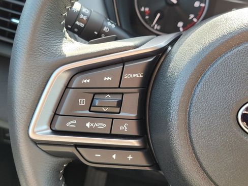 Used 2025 Subaru Outback Premium image 8