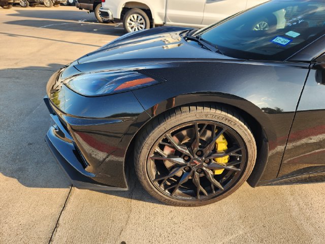Used 2025 Chevrolet Corvette Stingray Preferred Cpe w/ Z51 Performance Package RWD image 7
