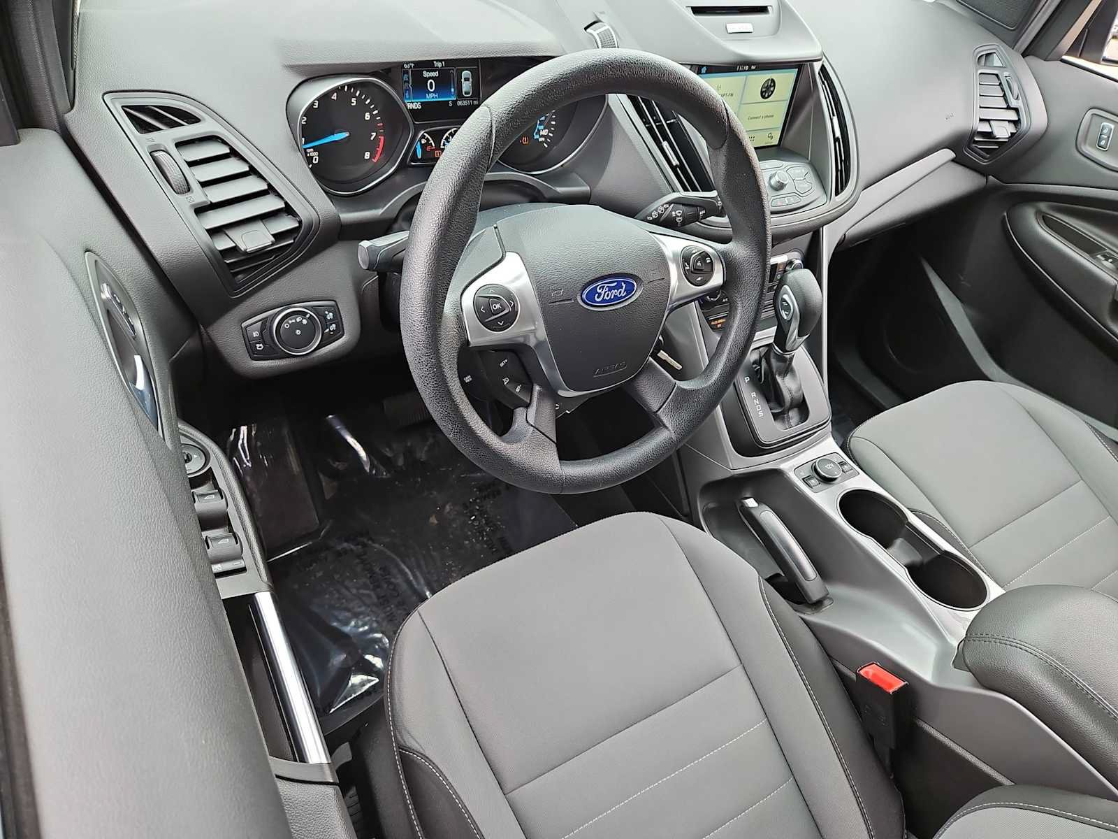 Used 2016 Ford Escape SE w/ Equipment Group 201A FWD image 10