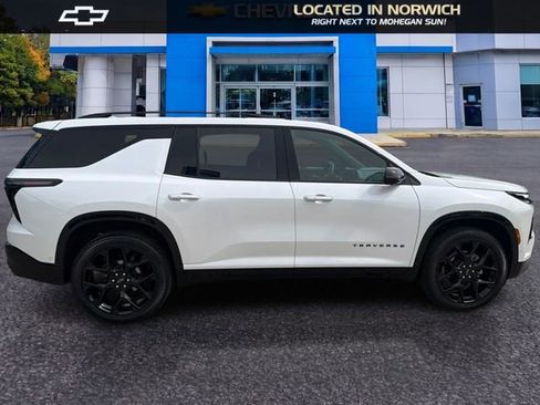 Certified 2025 Chevrolet Traverse RS AWD/4WD image 4