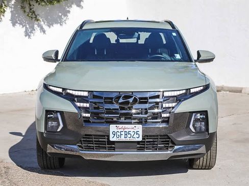 Used 2023 Hyundai Santa Cruz Limited image 2