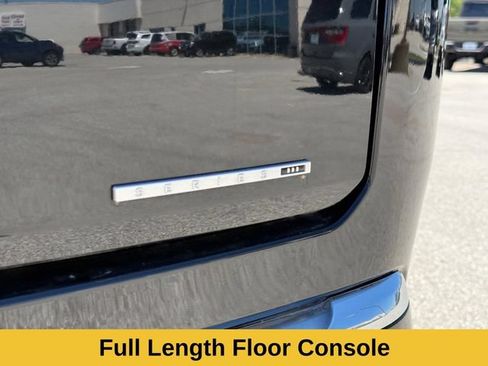 Used 2024 Jeep Wagoneer L Series III w/ Flexible Seating Group AWD/4WD image 10