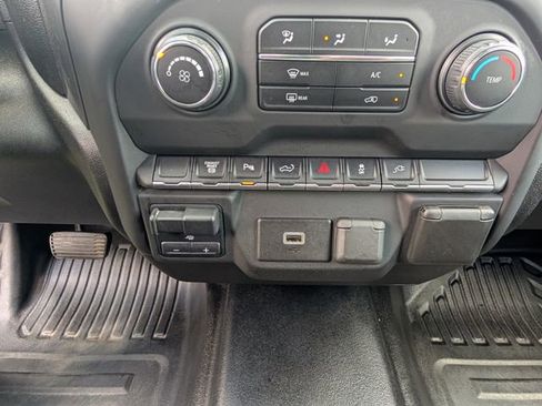 Used 2020 Chevrolet Silverado 3500 W/T w/ Gooseneck/5TH Wheel Package AWD/4WD image 17