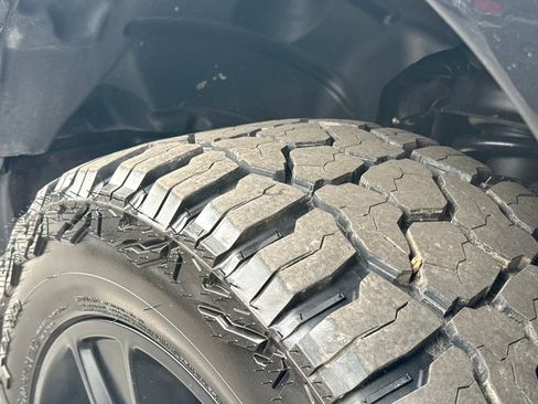 Used 2021 RAM 1500 Big Horn image 14