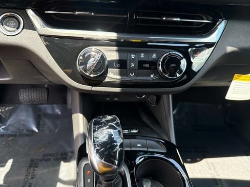 New 2026 Buick Envista Sport Touring w/ Convenience I Package FWD image 25