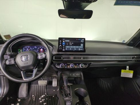 Certified 2025 Honda Civic Sport Touring image 16