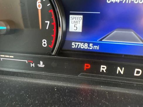Used 2022 Ford Explorer XLT w/ Equipment Group 202A RWD image 14