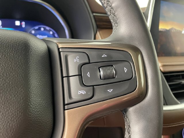 Used 2023 Chevrolet Tahoe High Country AWD/4WD image 9