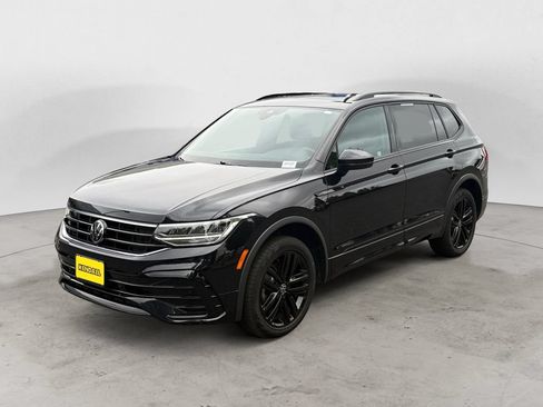 Used 2022 Volkswagen Tiguan SE R-Line AWD/4WD image 1