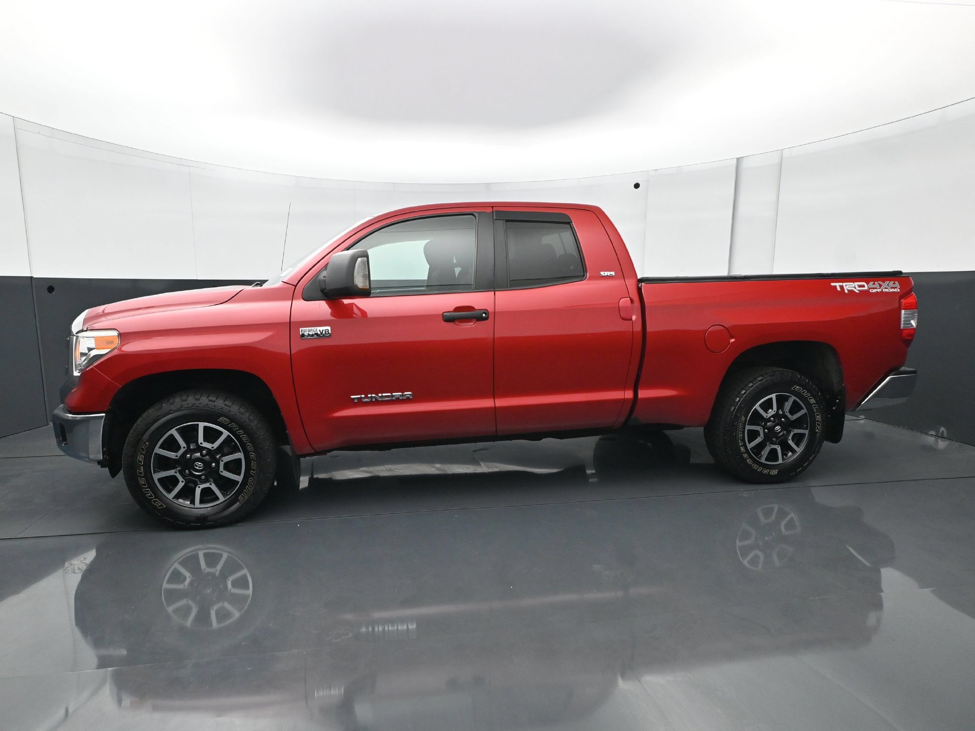 Used 2017 Toyota Tundra SR5 w/ TRD Off Road Package AWD/4WD image 3