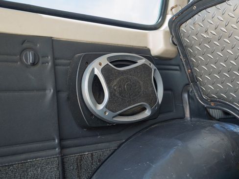 Used 1987 Toyota Land Cruiser AWD/4WD image 34
