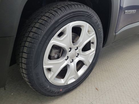 Used 2020 Jeep Renegade Limited w/ UConnect 8.4 Nav Group FWD image 31