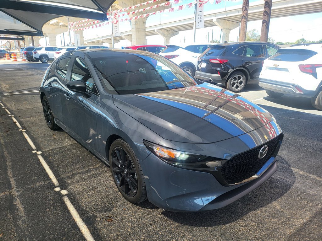 Used 2026 MAZDA MAZDA3 Carbon AWD/4WD image 2