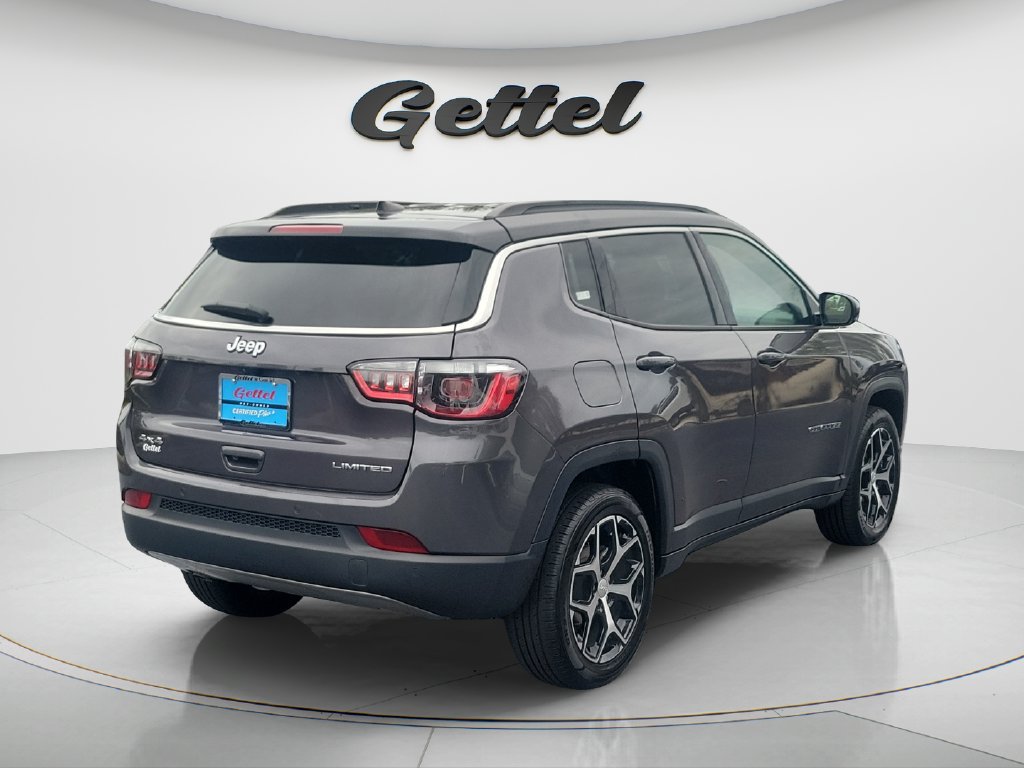 Used 2024 Jeep Compass Limited AWD/4WD image 5