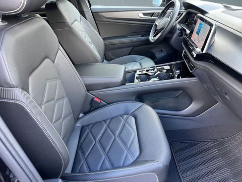 New 2026 Volkswagen Atlas Cross Sport SE image 21