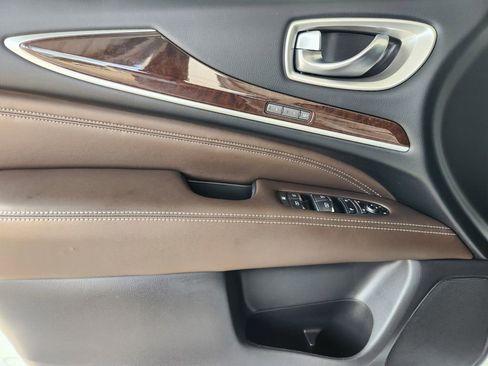 Used 2017 INFINITI QX60 FWD w/ Deluxe Technology Package image 23
