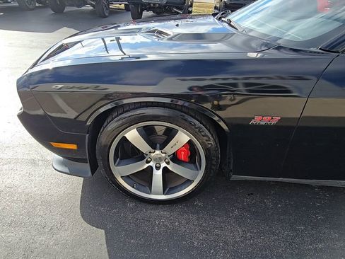 Used 2012 Dodge Challenger SRT8 w/ Premium Sound Group image 13