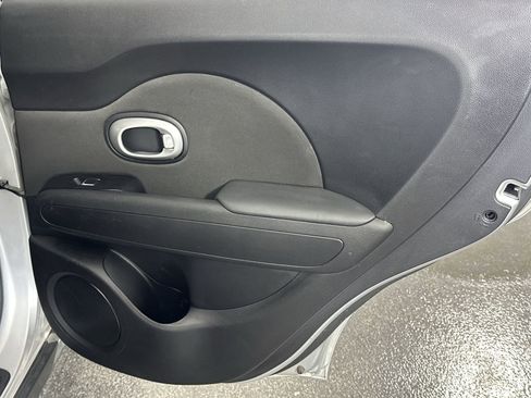 Used 2018 Kia Soul image 35