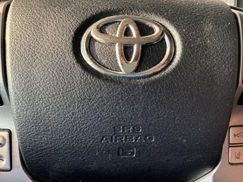 Used 2020 Toyota 4Runner SR5 image 22