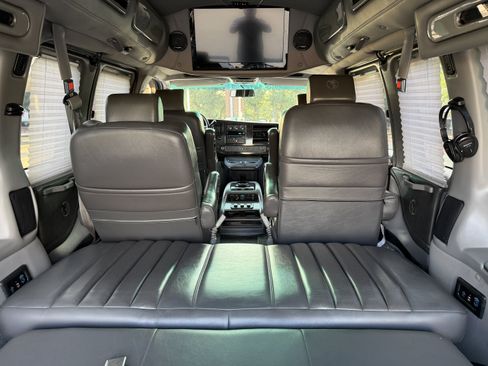 Used 2013 GMC Savana 1500 RWD image 28
