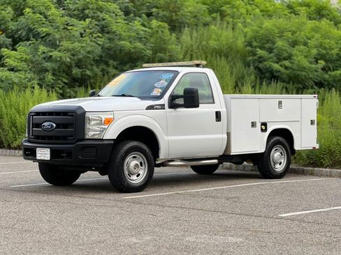 Used 2014 Ford F250 XL image 4