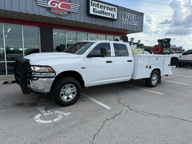 Used 2018 RAM 3500 Tradesman w/ Chrome Appearance Group AWD/4WD image 2