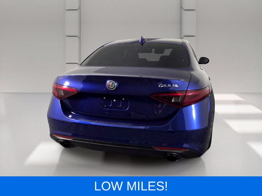 Used 2022 Alfa Romeo Giulia Sprint RWD image 5
