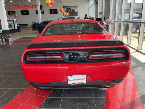 Used 2022 Dodge Challenger R/T Scat Pack w/ Driver Convenience Group image 5