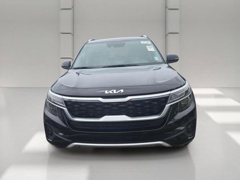 Used 2023 Kia Seltos S FWD image 2