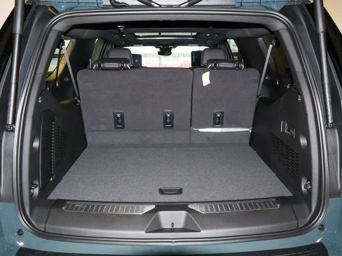 New 2026 GMC Yukon XL AT4 Ultimate AWD/4WD image 4
