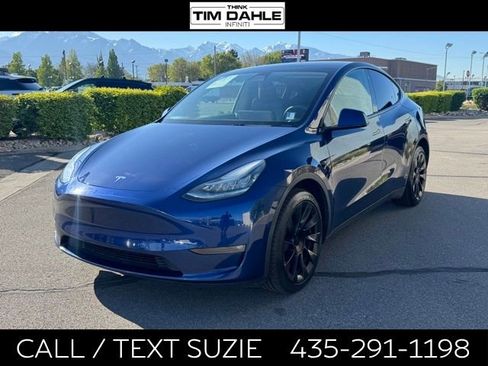 Used 2022 Tesla Model Y Long Range AWD/4WD image 5