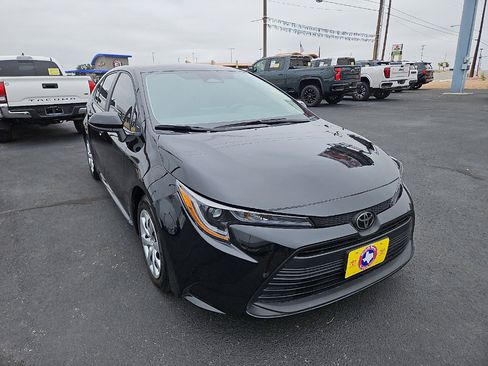 Used 2026 Toyota Corolla LE FWD image 7