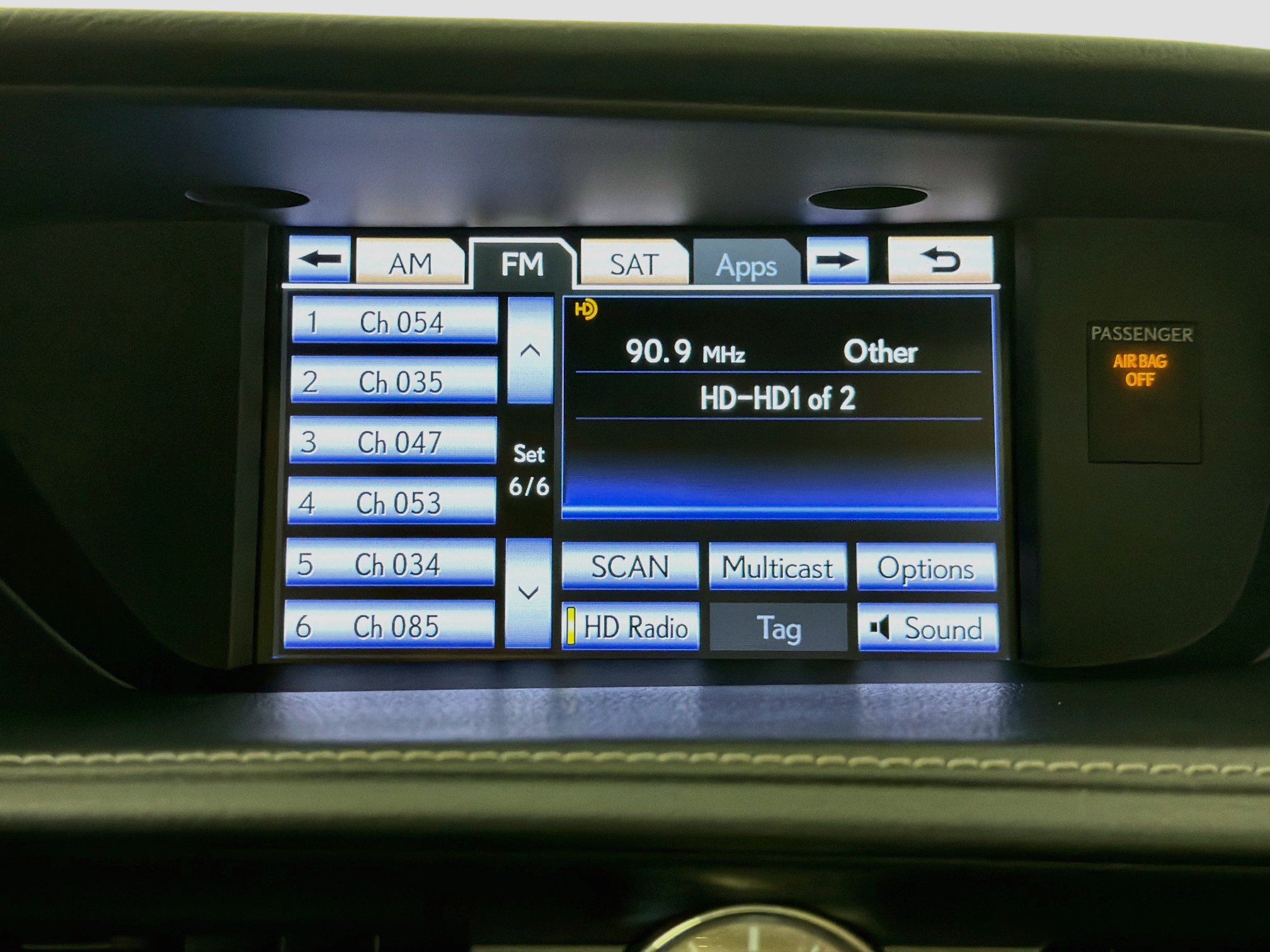 Used 2014 Lexus ES 350 w/ Luxury Package FWD image 21