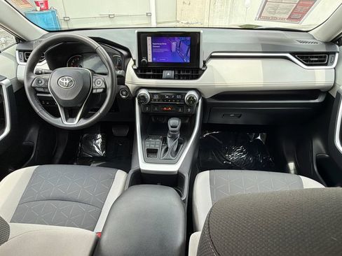 Used 2025 Toyota RAV4 XLE w/ Convenience Package AWD/4WD image 16