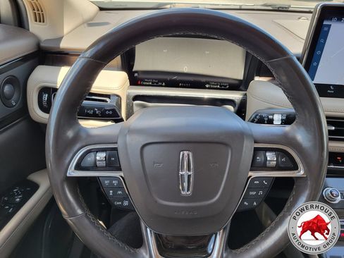 Used 2022 Lincoln Nautilus Reserve FWD image 34