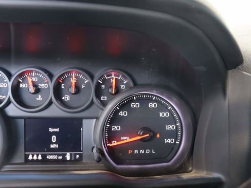 Used 2024 GMC Sierra 2500 Pro w/ Convenience Package RWD image 10