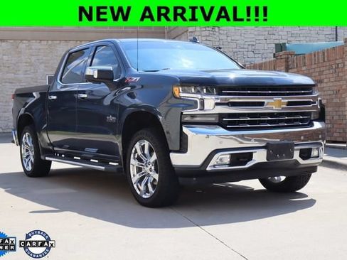 Used 2021 Chevrolet Silverado 1500 LTZ w/ Technology Package AWD/4WD image 1