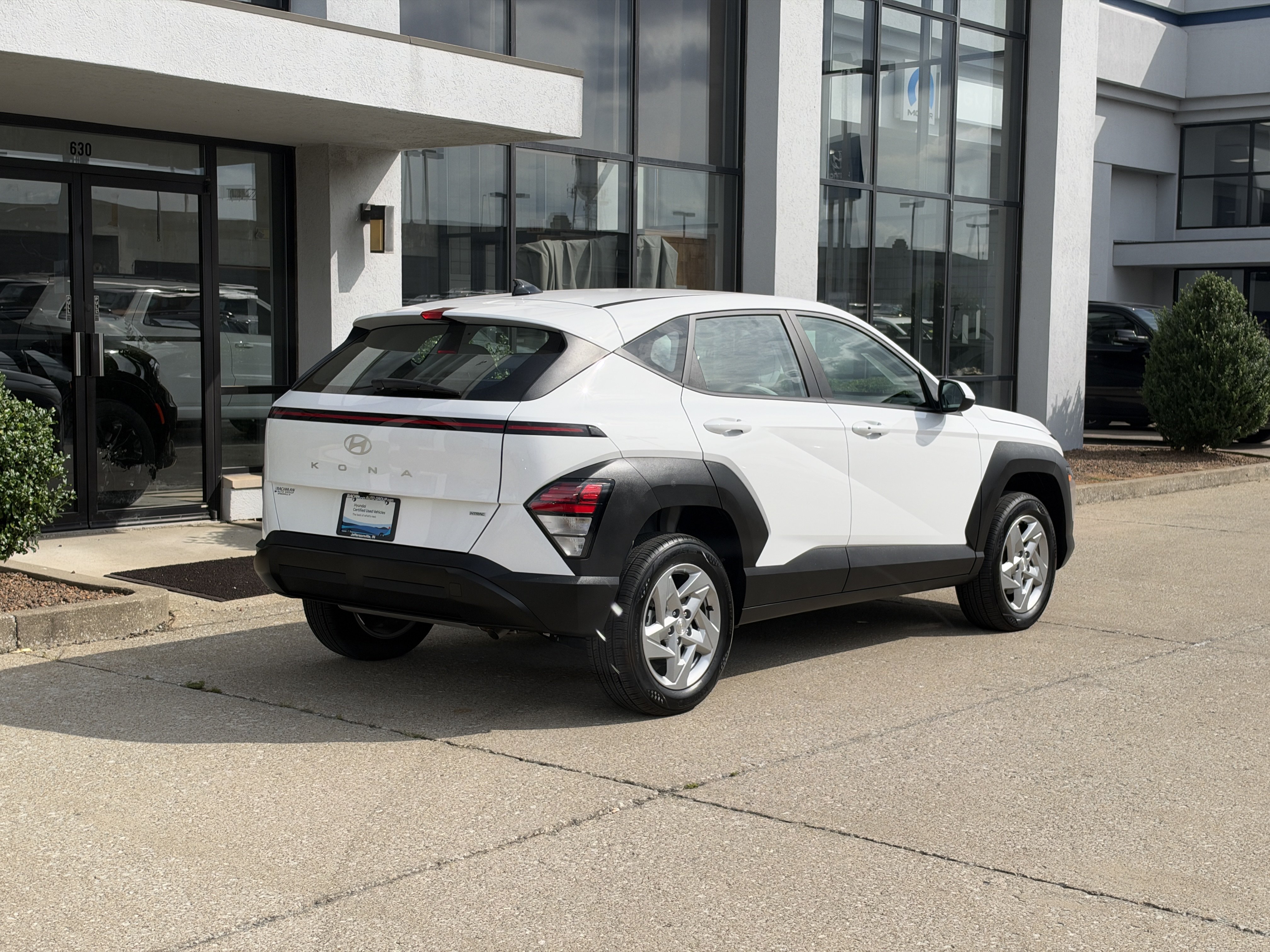 Certified 2026 Hyundai Kona SE AWD/4WD image 4