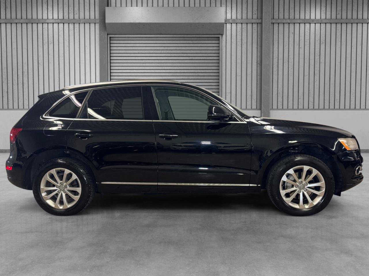 Used 2016 Audi Q5 2.0T Premium AWD/4WD image 32