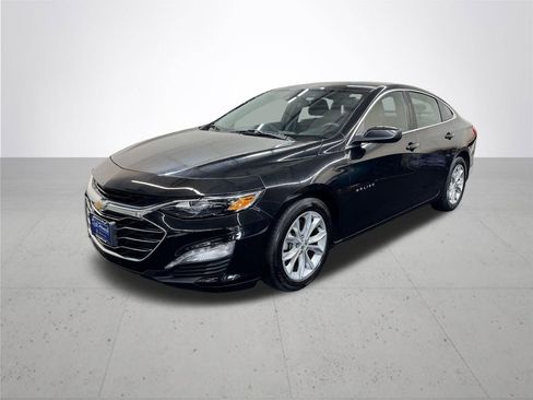 Used 2023 Chevrolet Malibu LT FWD image 2